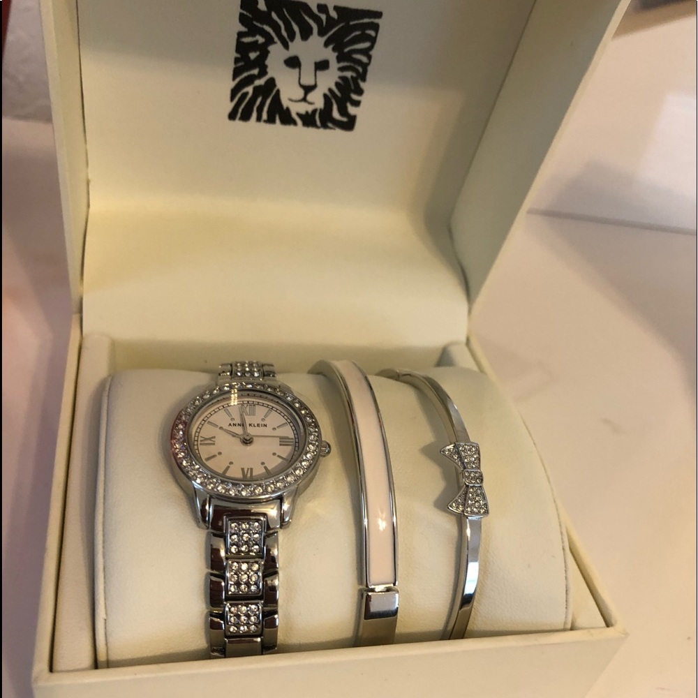 Watch, with brackets brand new in box